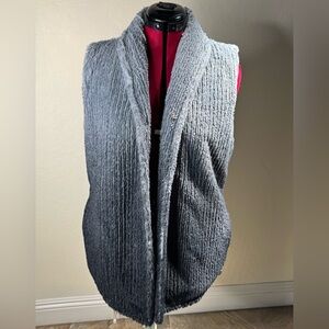 Dylan Gray Faux Fur Vest Size Large